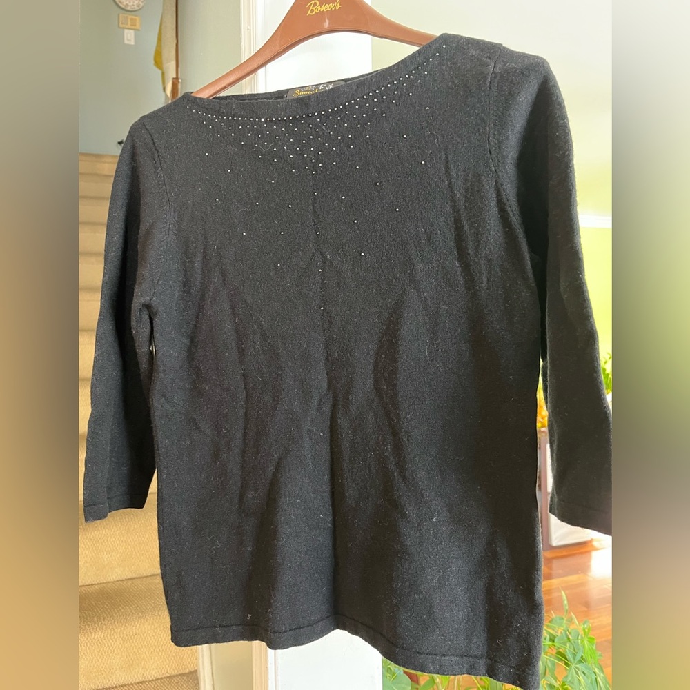Snow Lotus 100% Cashmere 3/4 Sleeve Crewneck Black with Silver accents Small